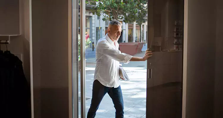 Track Cleaning and Repair for Stuck Doors in Safety Harbor, FL